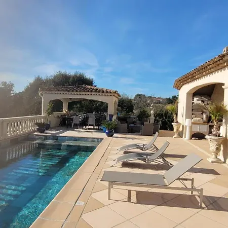 Bastide Provencale Raphael Valescure * Saint-Raphaël